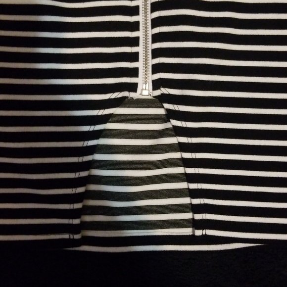 Skirt - Picture 2 of 3